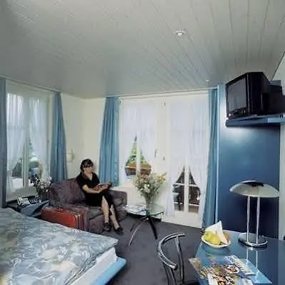 Hotel Du 3*