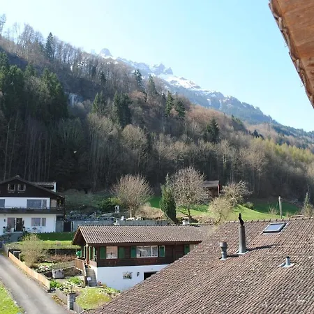 Du Hotel Iseltwald