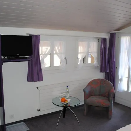 デュ ラック イゼルトヴァルト