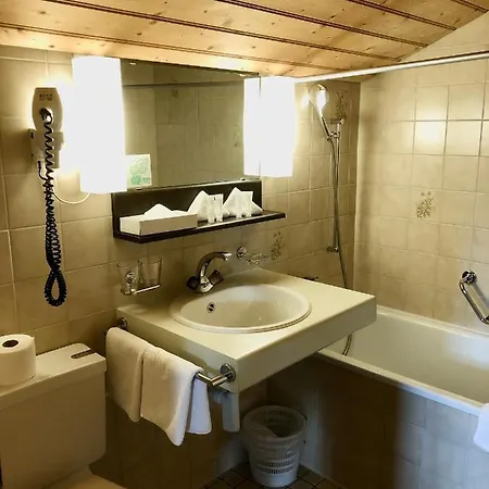 Du Hotel Iseltwald