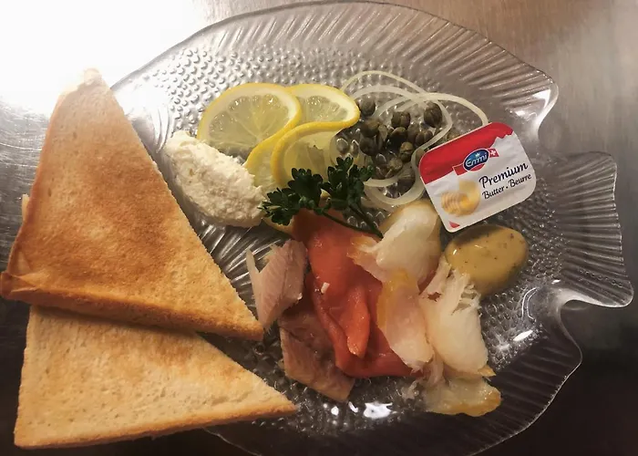 湖畔小屋酒店 酒店 3*